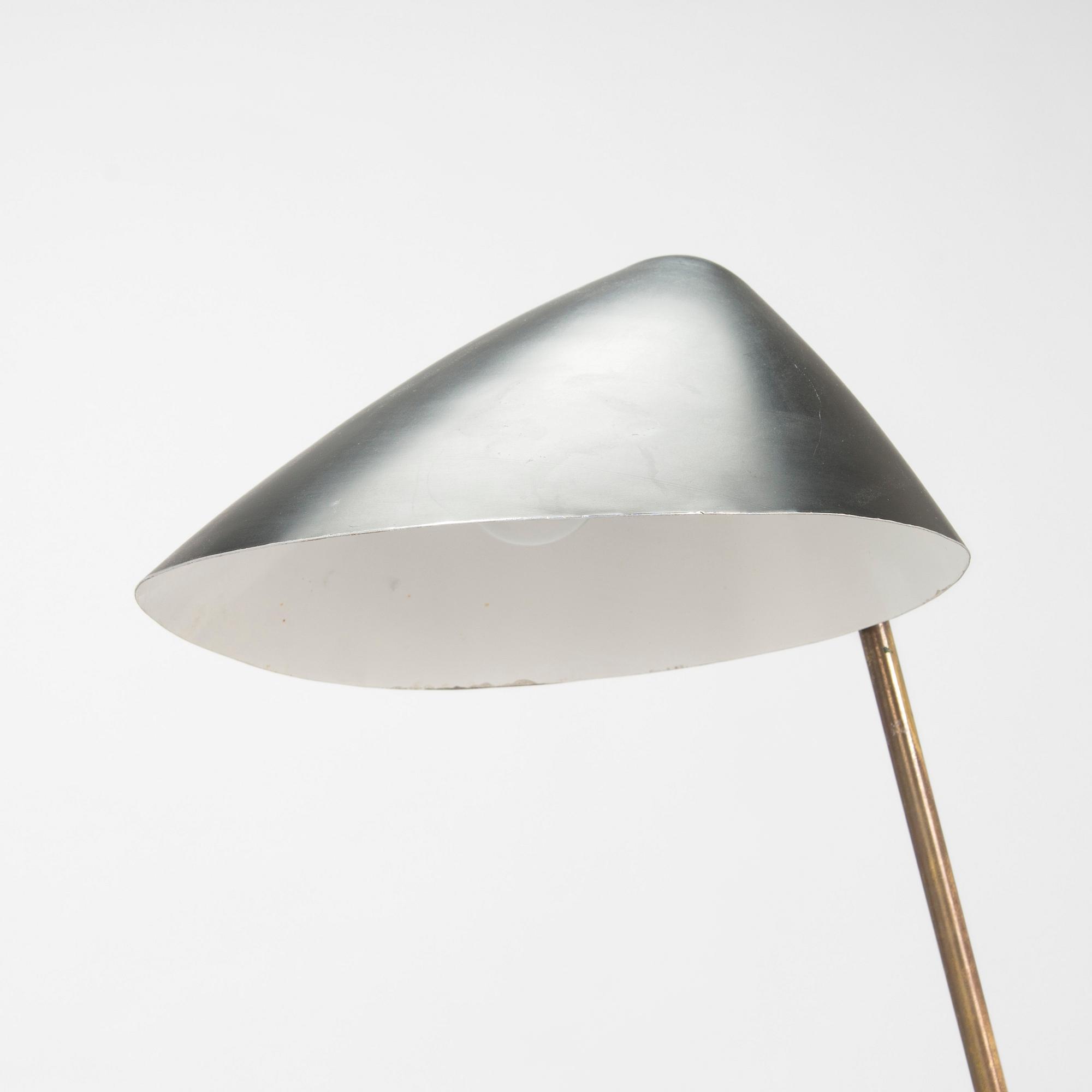 Golvlampa, modell EN35, Itsu Finland, 1900-talets mitt.