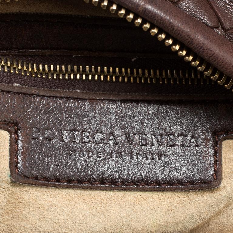 BOTTEGA VENETA, a brown leather Hobo bag.