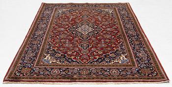 A Keshan rug, c. 222 x 141 cm.