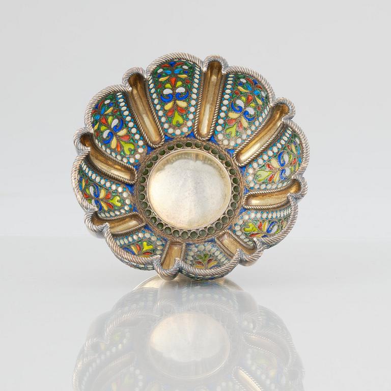 Russian parcel-gilt Silver and Cloisonné Enamel Bratina, Khlebnikov, Moscau 1910. Swedish import mark.