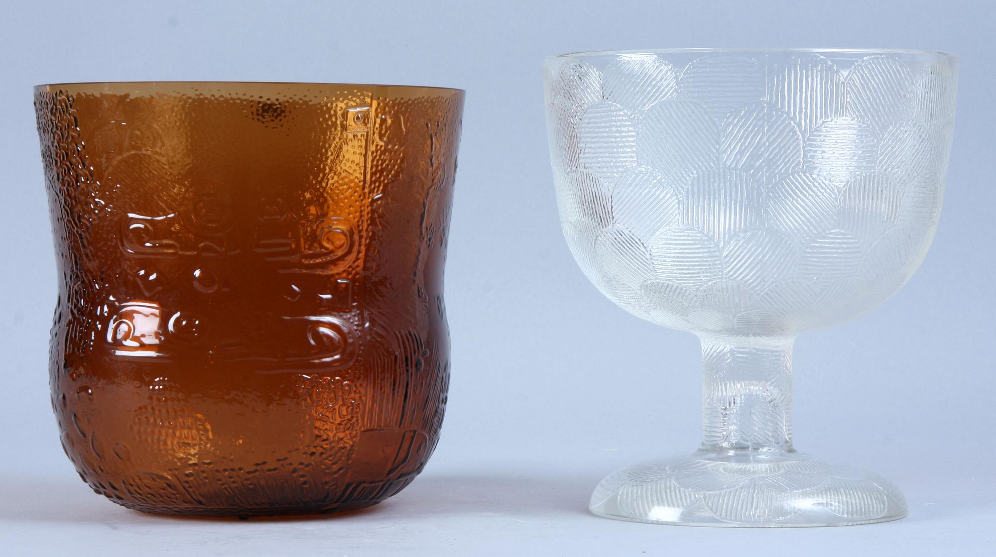 SKÅLAR, 2 st, glas, bl.a. Arabia Wärtsilä AB, Finland, 1900-talets andra hälft.