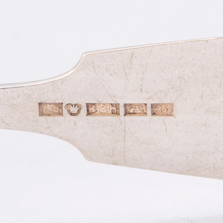 A 89-piece set of 'Helsinki' silver cutlery in wooden case, mark of Oskar Lindroos, Helsinki 1917-1925.