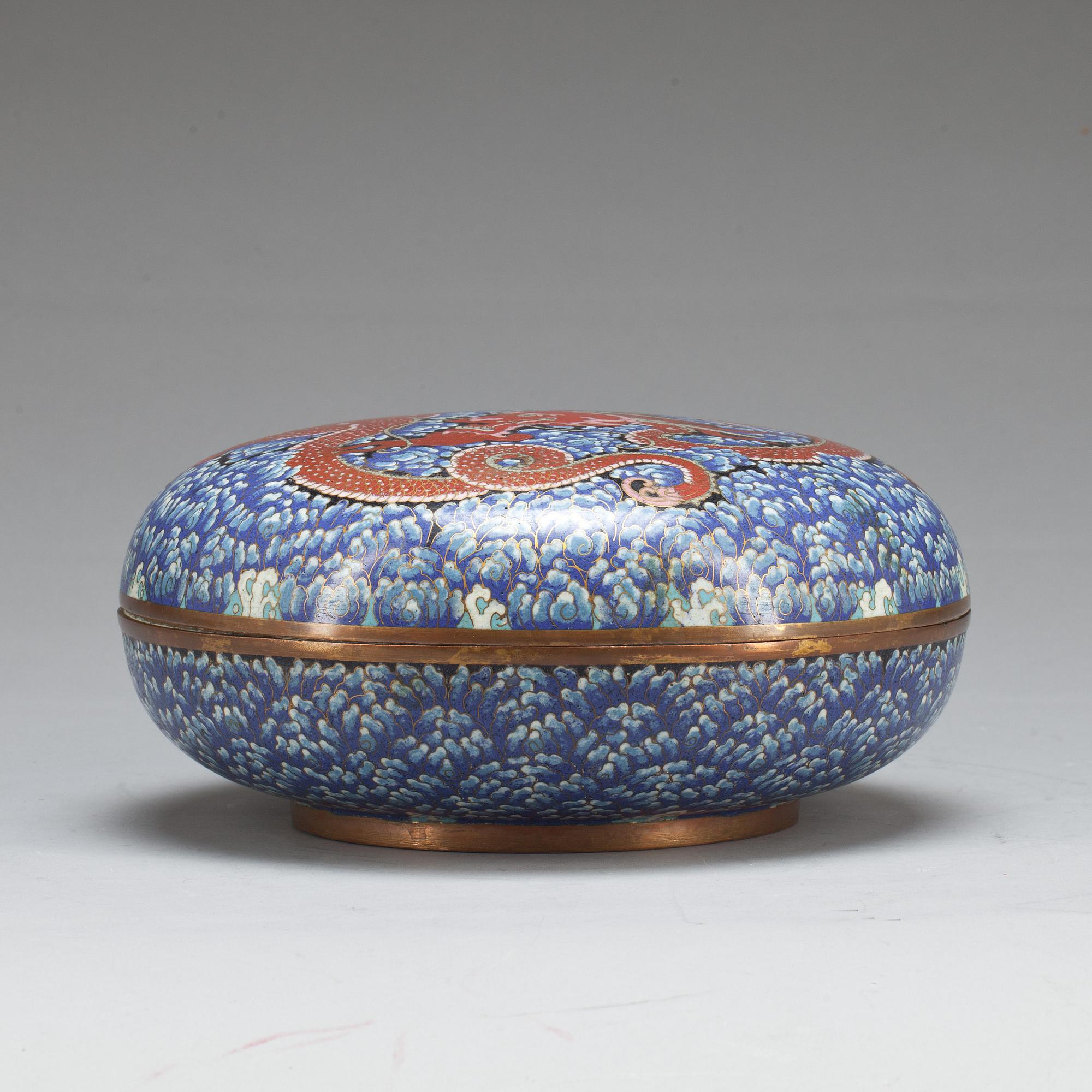 SKÅL MED LOCK, Kina, cloisonné, 1900-talets början.