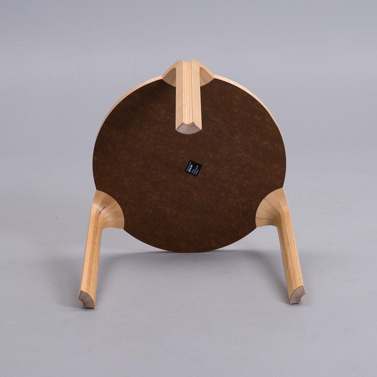 ALVAR AALTO, malli, X600, Artek 2006.