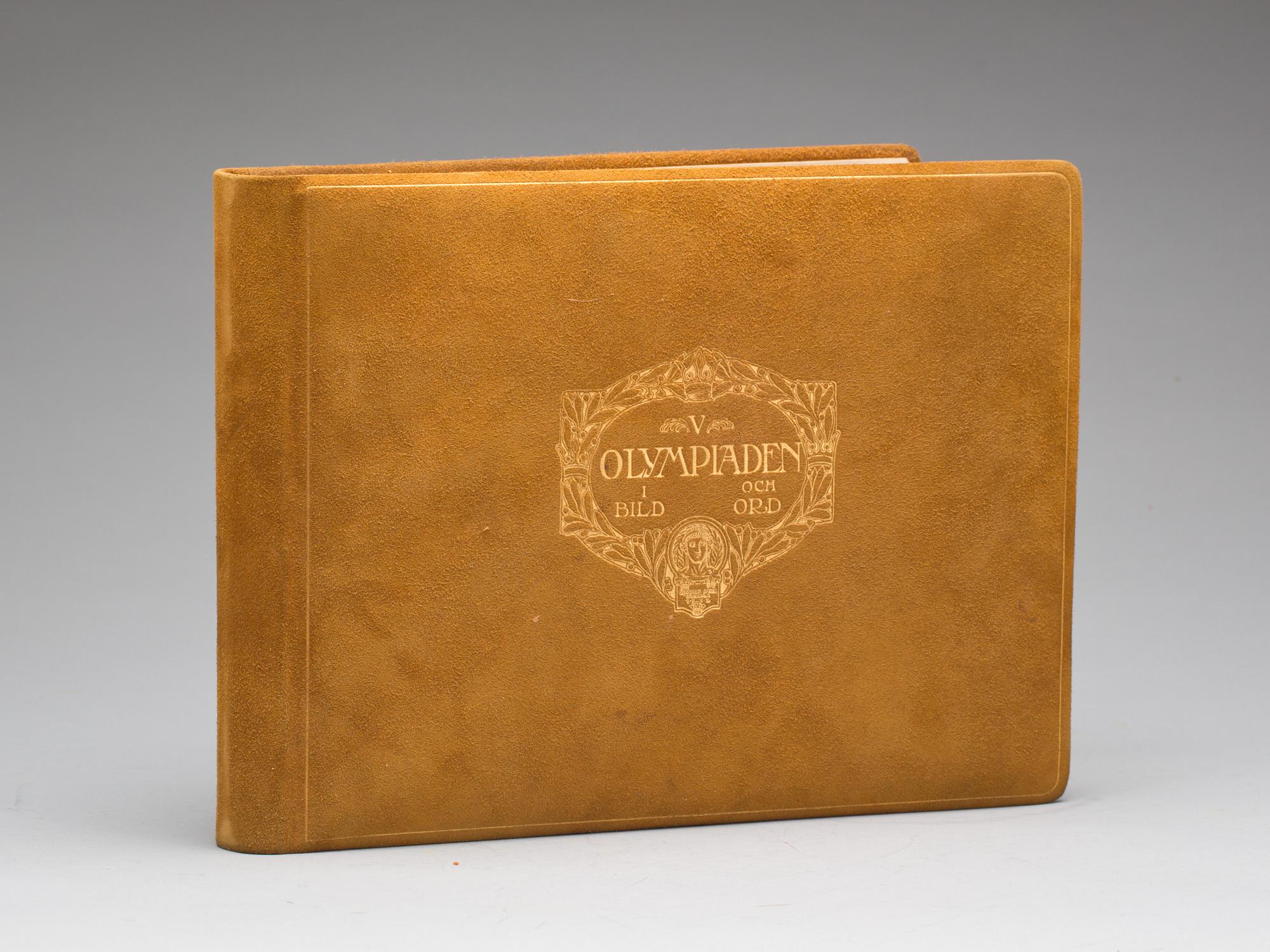 BOK, V Olympiaden i bild och ord, Stockholm 1912.