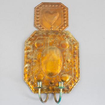 A pair of wall sconces, Baroque style, 20th century.