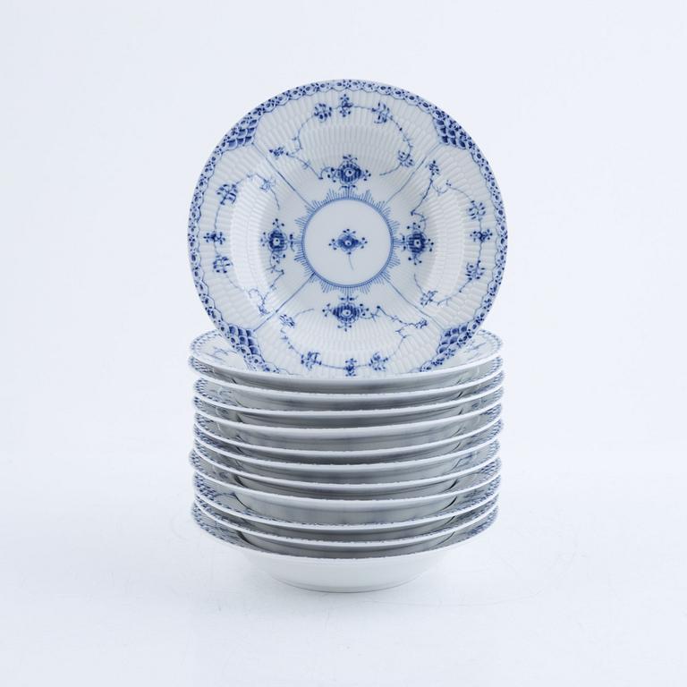 Dinner service, porcelain, 50 pieces, "Musselmalet", Royal Copenhagen, Denmark.