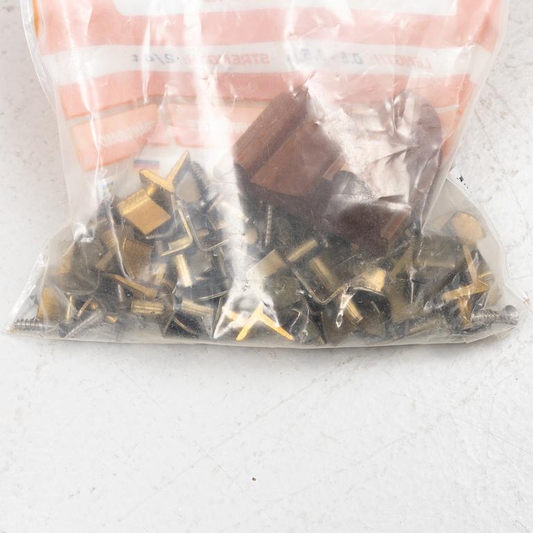 Klädskåp, jugend, 1900-talets första hälft.