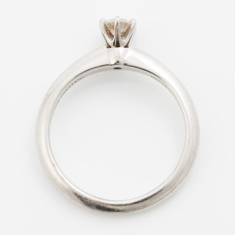 Tiffany & Co, ring, platinum with brilliant-cut diamond 0.23 ct.