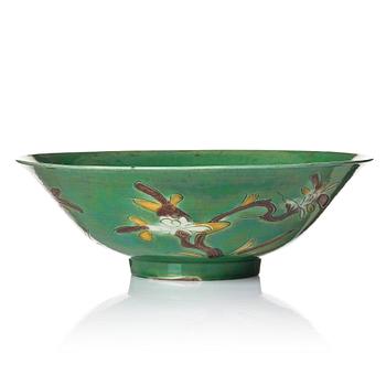 855. A green glazed brinjal bowl, Qing dynasty, circa 1700.