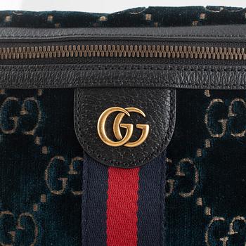 Gucci, "Sherry Line Belt Bag".