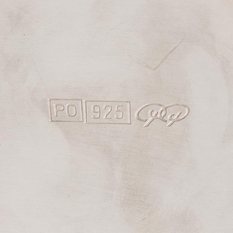 Pekka Piekäinen, Burk, sterlingsilver. Platinoro, Åbo.