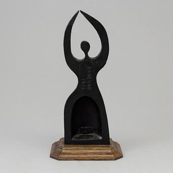 GUNNAR KANEVAD, sculpture, cast iron, signed and dated 1973.