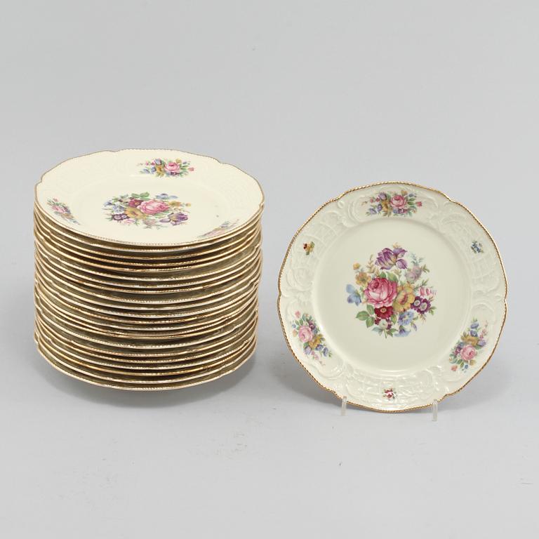 ASSIETTER, 23 st, porslin, "Sanssouci", Rosenthal, 1900-talets andra hälft.