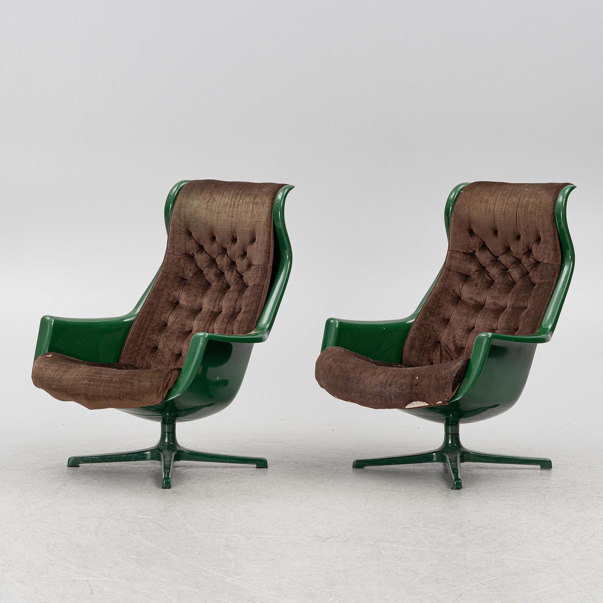 Alf Svensson, & Yngve Sandström, armchairs, a pair, "Form 8"/"Galaxy", DUX, 1970s.