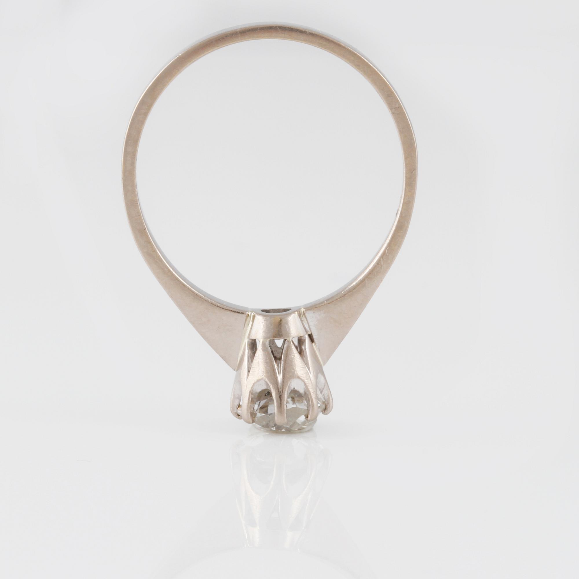 RING, 18K vitguld, gammalslipad diamant. Vikt 3,0 gram.