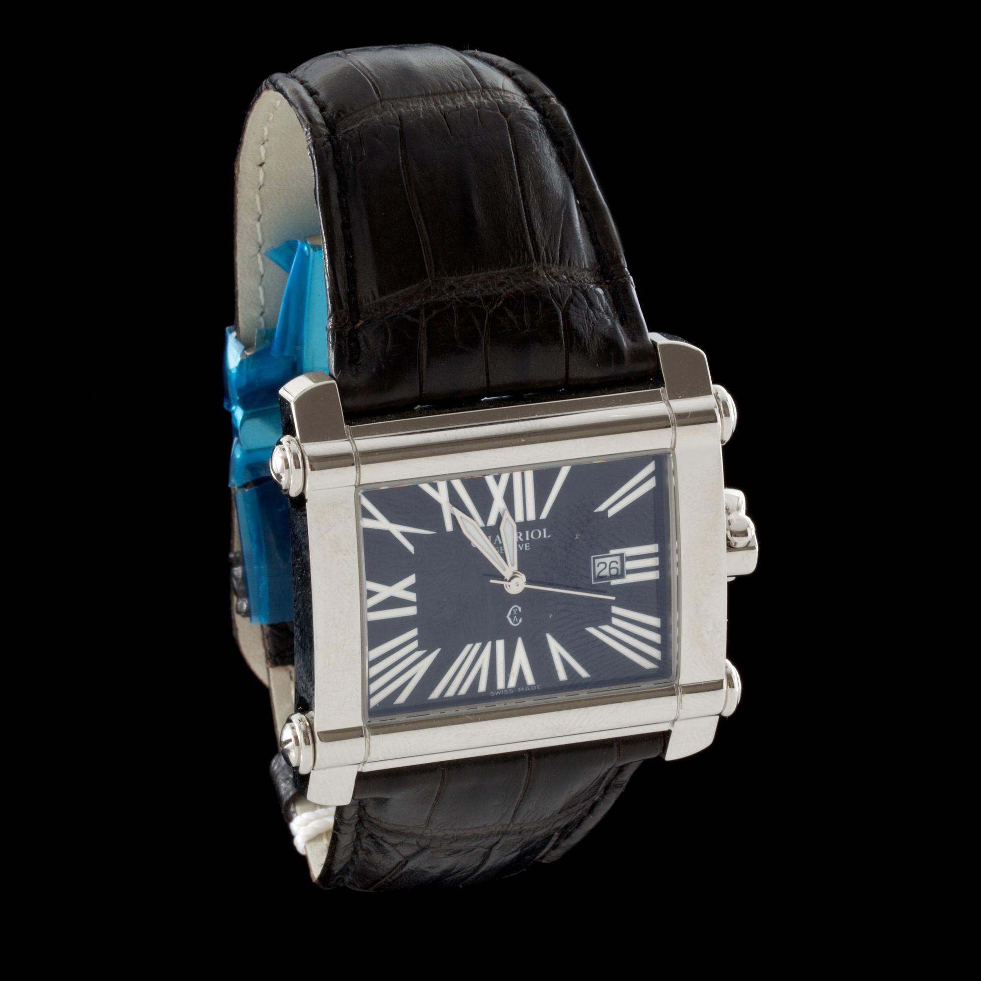 ARMBANDSUR, herr. Charriol.