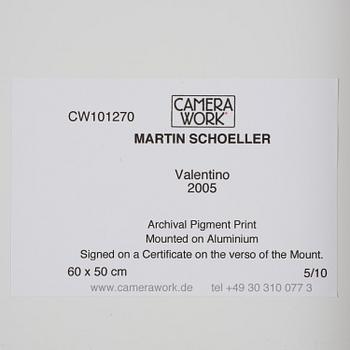 Martin Schoeller, "Valentino", 2005.