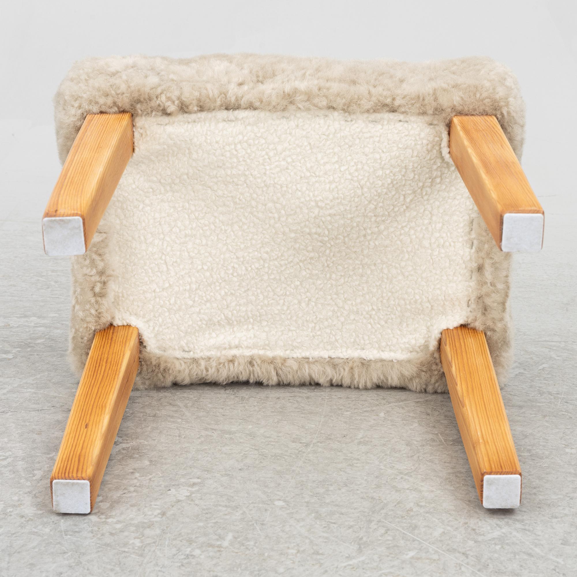 A stool, later part of the 20th century.