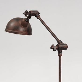 Golvlampa, industrimodell, 1900-talets första hälft.