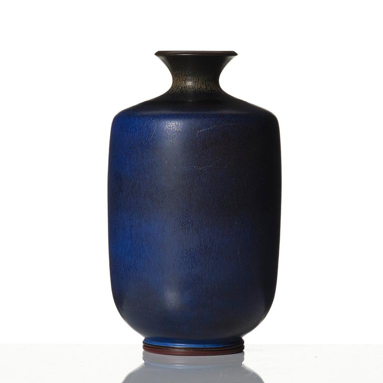 Berndt Friberg, a stoneware vase, Gustavsberg studio, Sweden 1967.