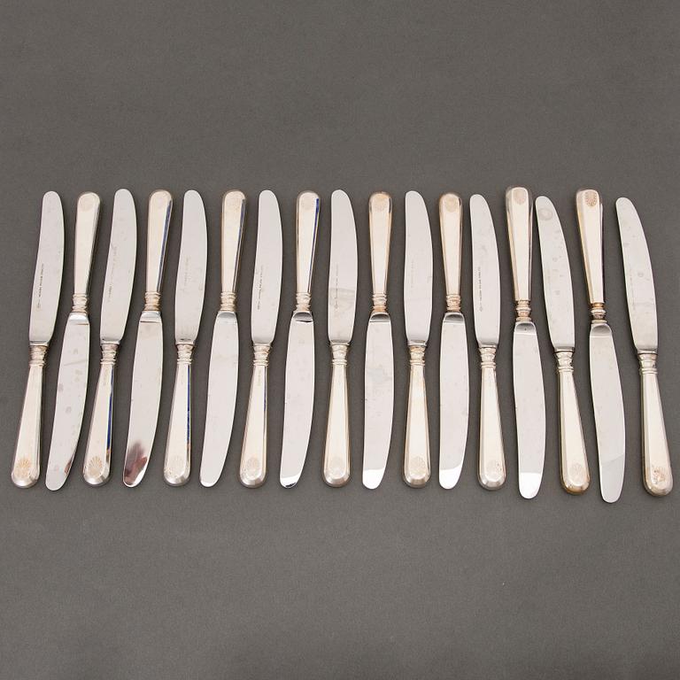 A 48-pcs set of silver cutlery with seashell decoration, Finnish hallmarks, Turku and Hämeenlinna 1956-1983.
