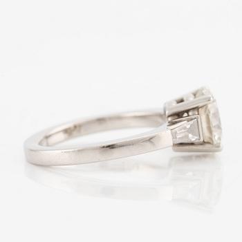 Ebba Brahe, ring, platinum with a round brilliant-cut diamond 2.26 ct.