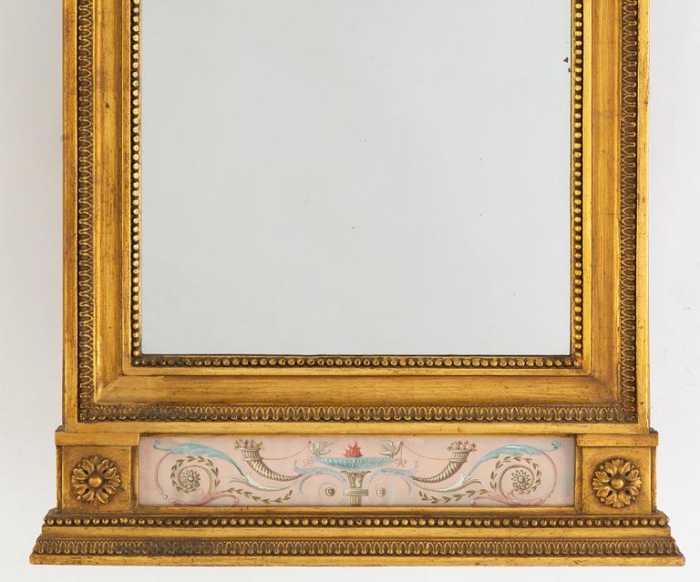 A late Gustavian mirror likely from the workshop of Hedberg & Lindblad, ca 1800.