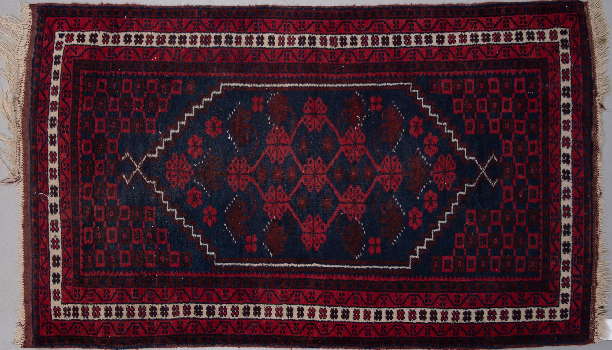 MATTA, orientalisk. Ca 141x85 cm.