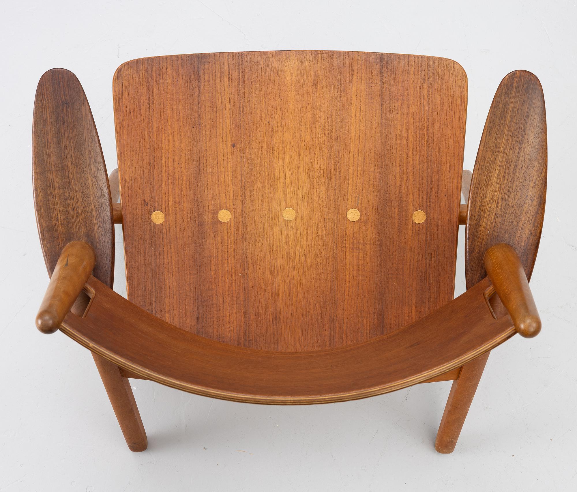 Hans J. Wegner, ett par, fåtöljer, "CH28", Danmark, 1960-tal.
