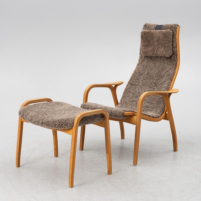 Yngve Ekström, fåtölj med fotpall, "Lamino", Swedese.