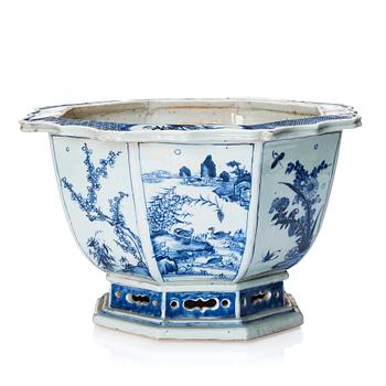 1143. A blue and white flower pot, Qing dynasty, 18th Century.