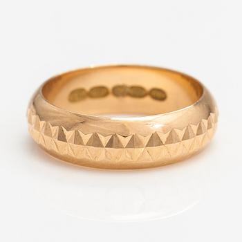 An 18K gold ring. Westerback, Helsinki 1972.