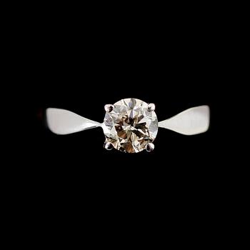 RING, 14 k vitguld, solitär briljantslipad diamant ca 0,90 ct.
