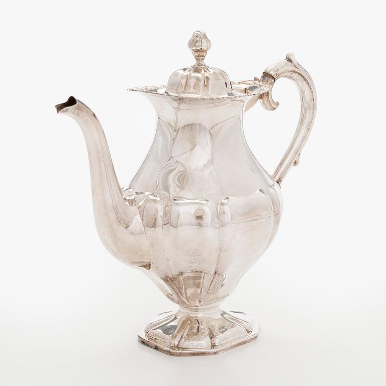 A silver coffee pot, Kultakeskus Hämeenlinna 1954.