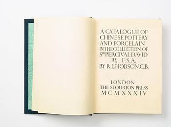 BOK, R.L Hobson, "A catalogue of chinese pottery and porcelain in the Collection of Sir Percival David", 1934.