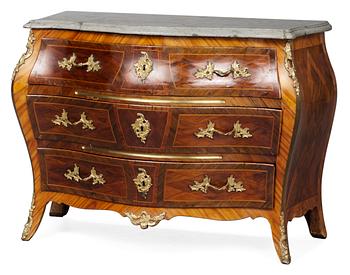 860. A Swedish Rococo commode.