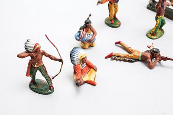 A collection of toy figures of 32 pcs by Elastolin and Plastinol, Germany, circa mid 20th century.