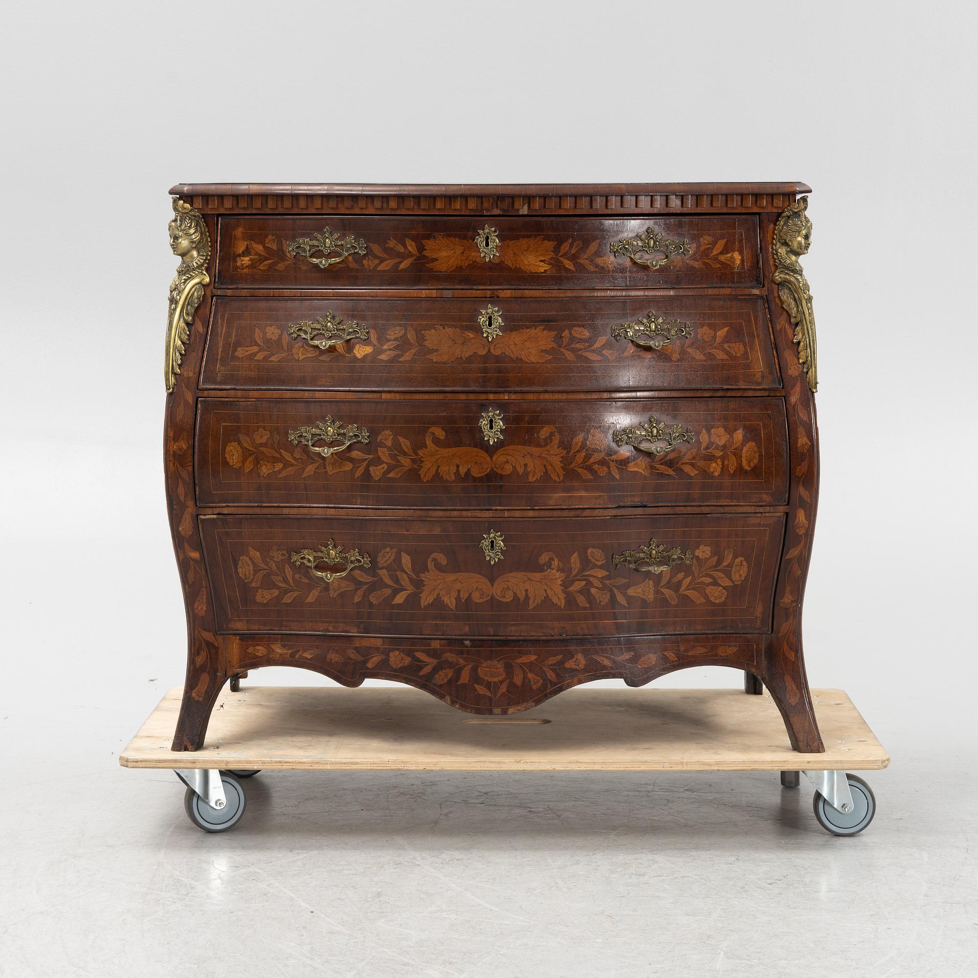 Byrå, Louis XV-stil, sent 1800-tal.
