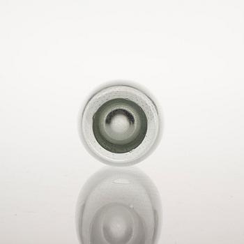 VAS, glas, Gunnel Nyman, signerad med syrapenna.