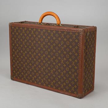 LOUIS VUITTON, a monogram canvas, 'Le Loziné' suitcase.