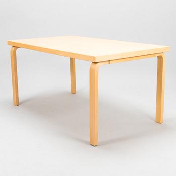ALVAR AALTO, A table 82A and 6 chairs 69, Artek, latter half of the 20th century.