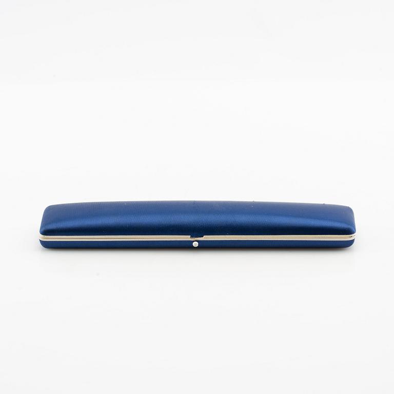 Armband 18K vitguld med runda briljantslipade diamanter.