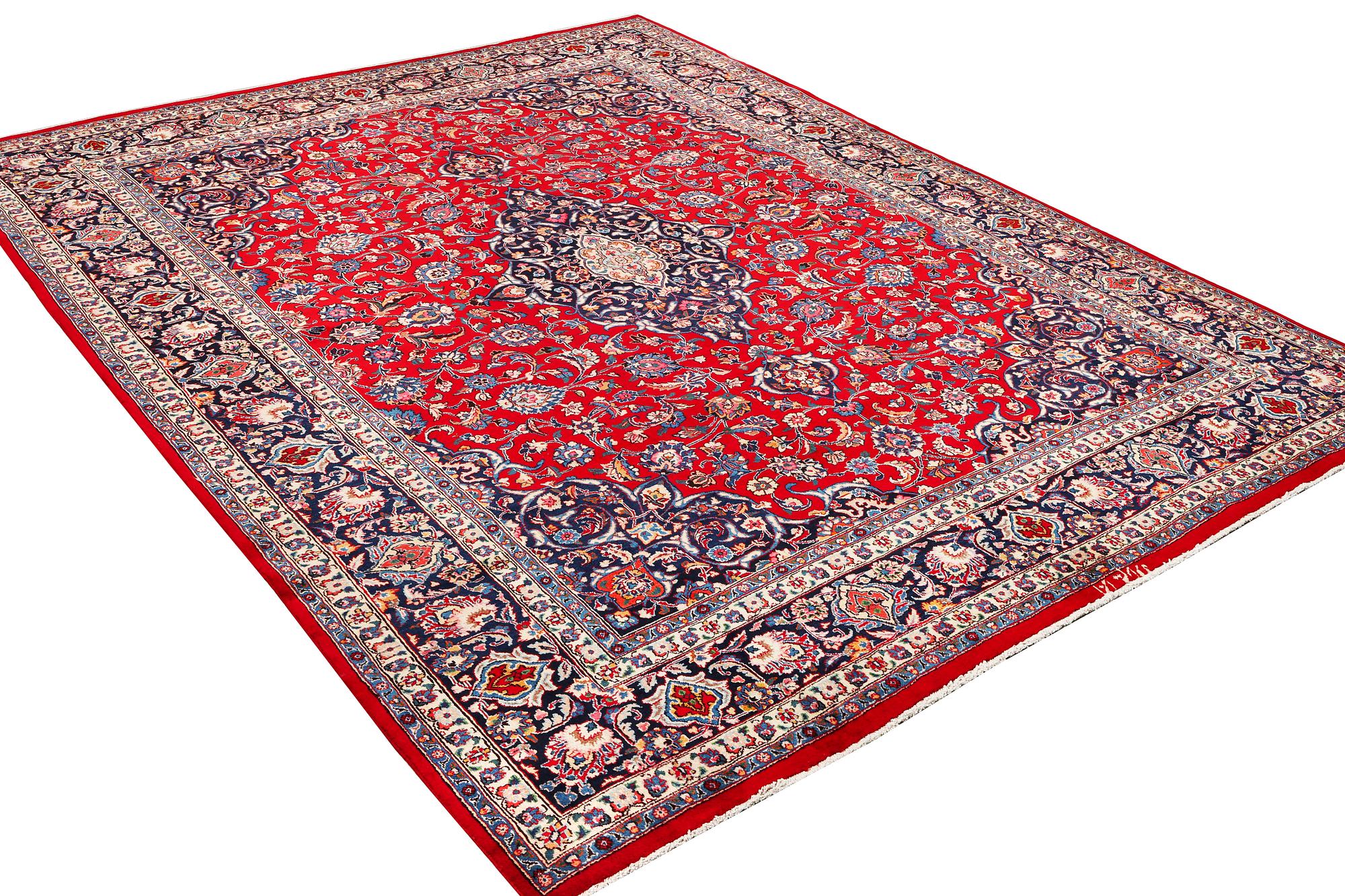 A Keshan carpet, c. 390 x 290 cm.