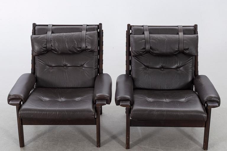 FÅTÖLJER, ett par möjligen Norge 1900-talets andra hälft.