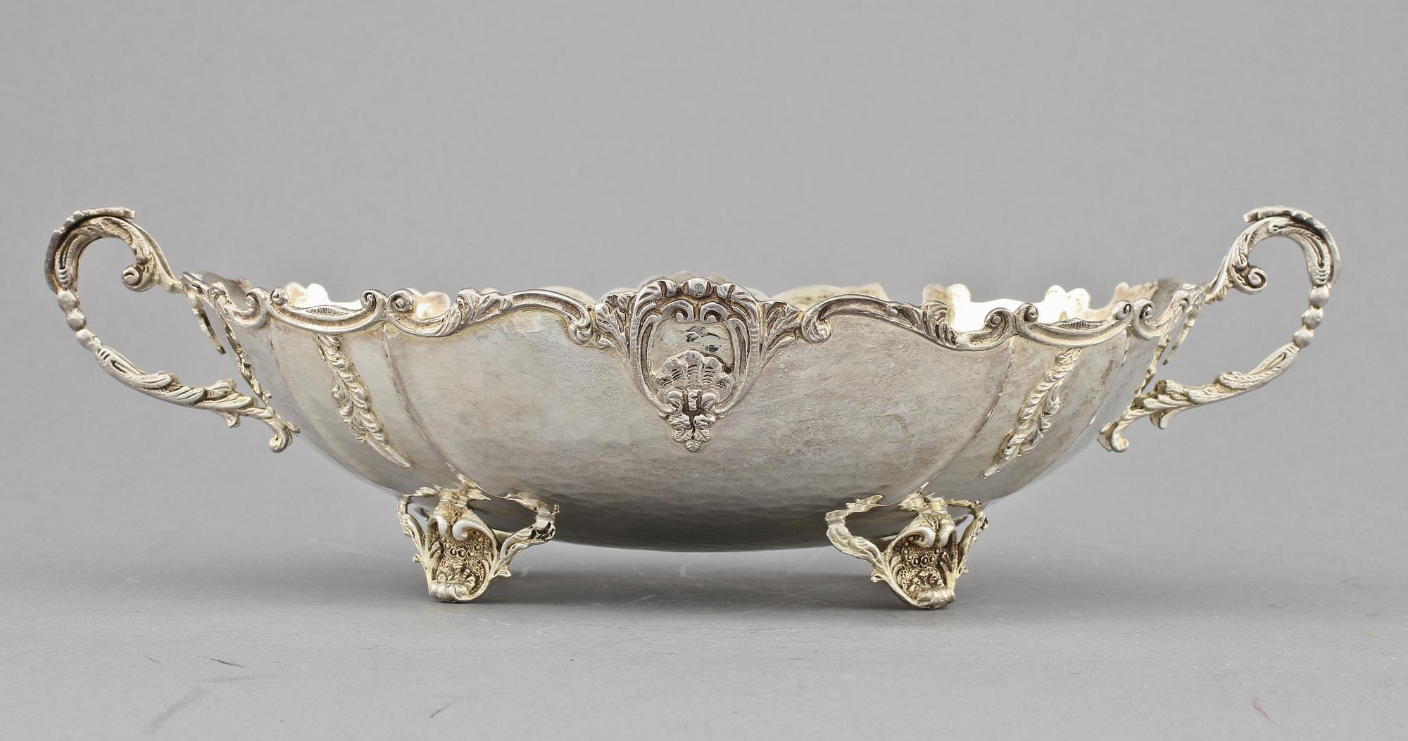 UPPLÄGGNINGSSKÅL, silver, MEMA samt importstämplar, 1900-tal, vikt 650 g.