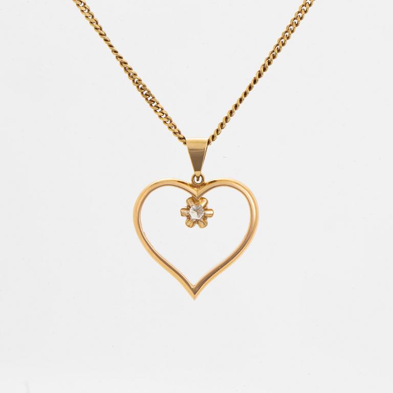 Brilliant-cut diamond heart pendant, with chain.