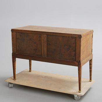 SIDEBORD, gustaviansk stil, 1920-30-tal.