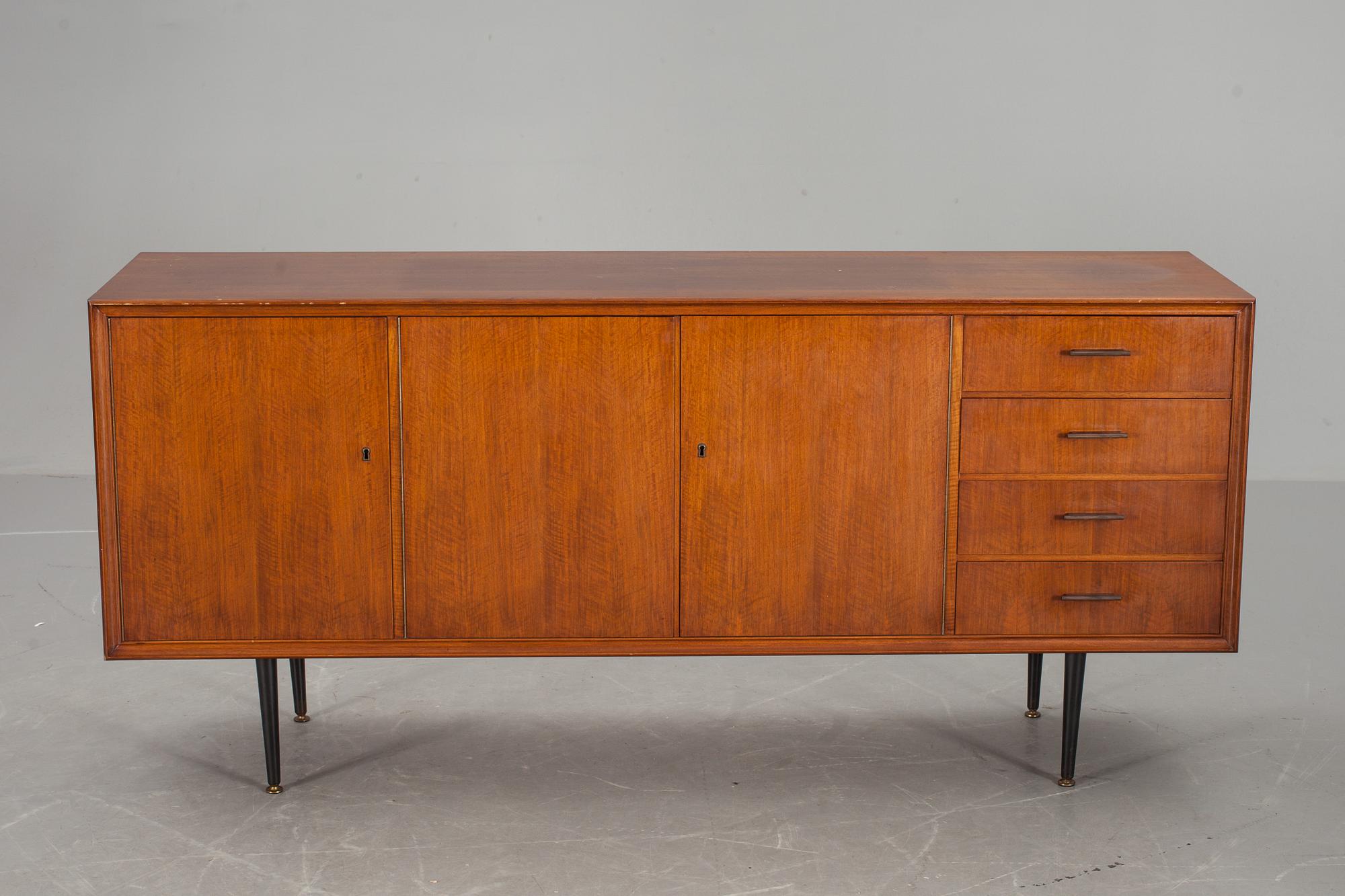 SIDEBOARD, 1950-60-tal.