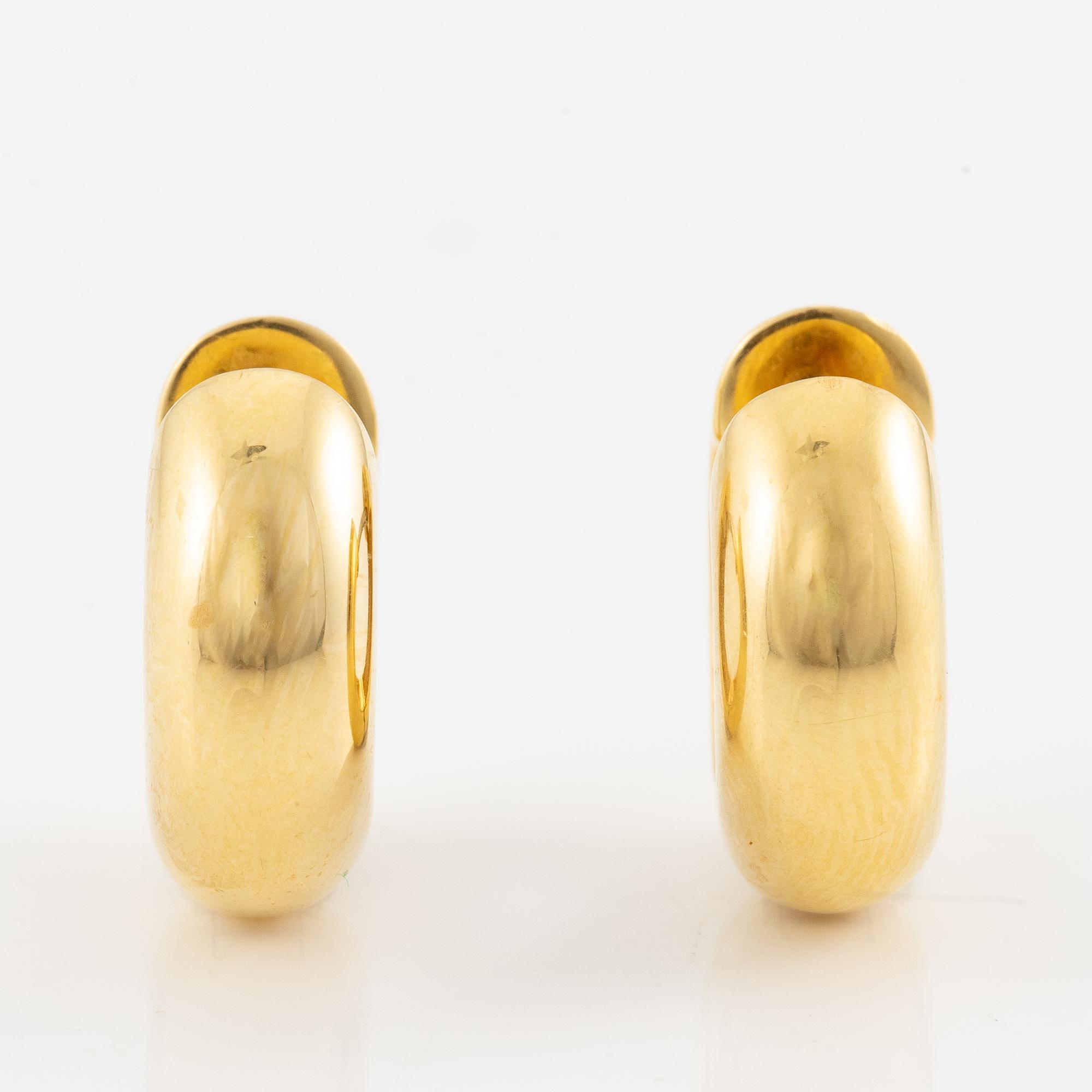 Örhängen, ett par, kreoler, 18K guld.